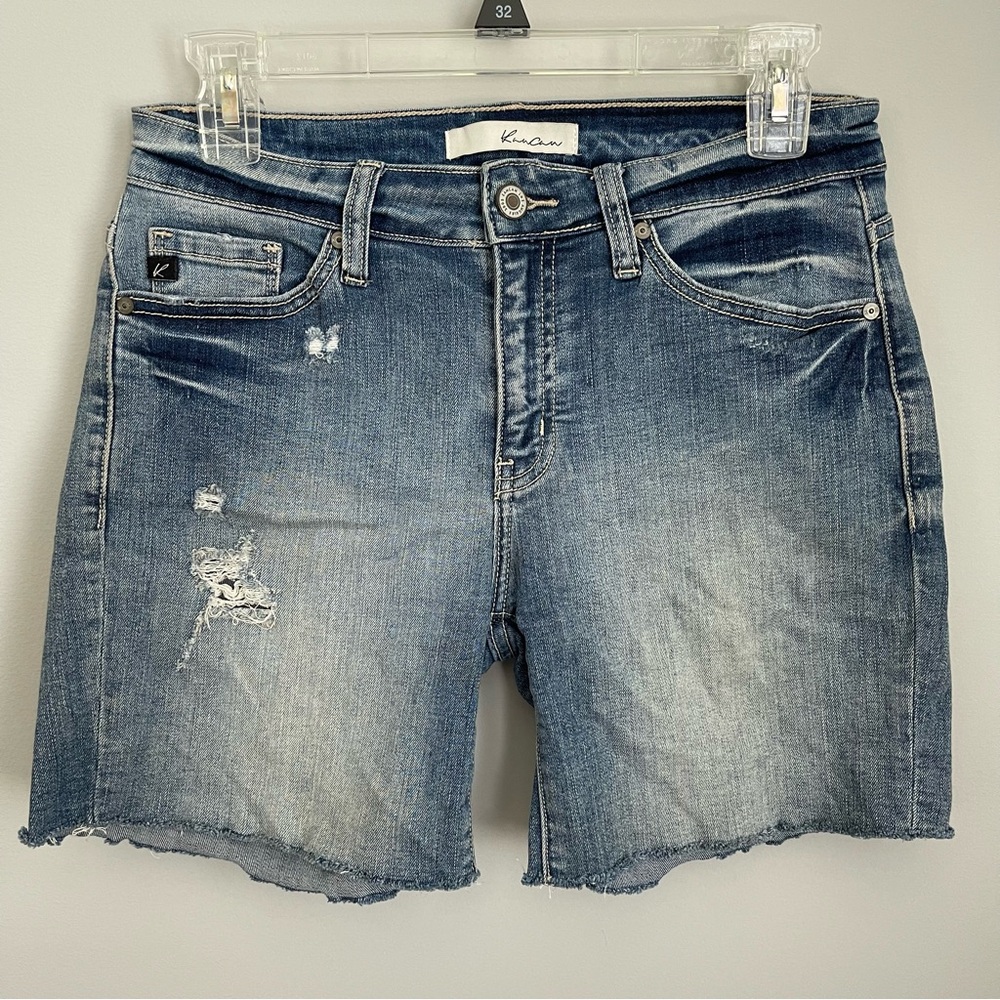 KanCan Distressed Hi Rise Mom Jean Shorts Medium